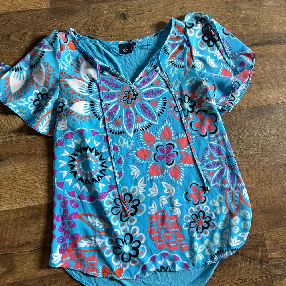 Women's KAARI BLUE Blue Floral Tunic Top M